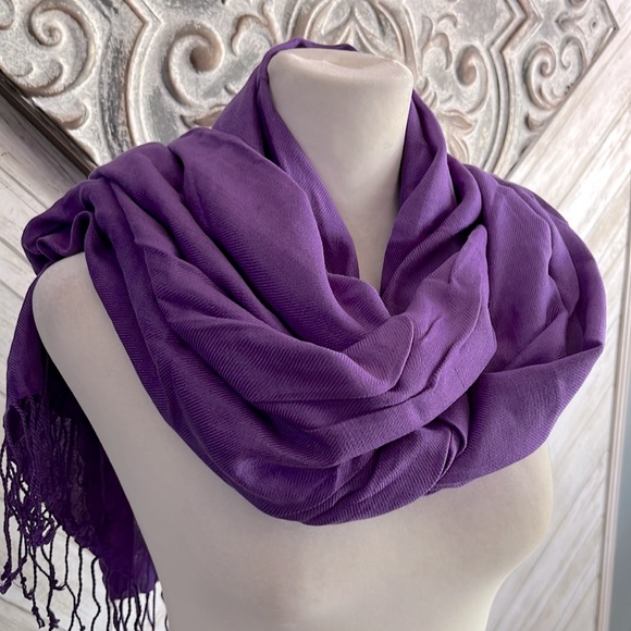 Symphony Designs, oblong purple, Scarf/shawl/wrap made in India - Picture 1 of 5